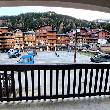 Grand Argentier - 2 Pieces Pour 8 Personnes 08 Apartment Modane